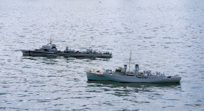 John Schmidt's 1/48 HMS Bluebell and DKM Z39