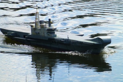 HMS Hermes at full power