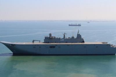 Underway slowly in Port Phillip Bay.