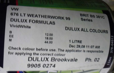 Dulux 676 02.jpg