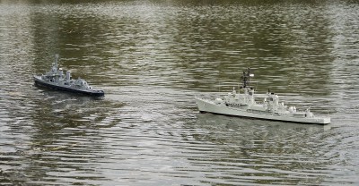 USS Hart &amp; Haig's 1/96 HMAS Brisbane